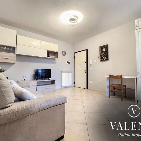 Altopascio Valente Properties Casa Con Giardino Luaran gambar