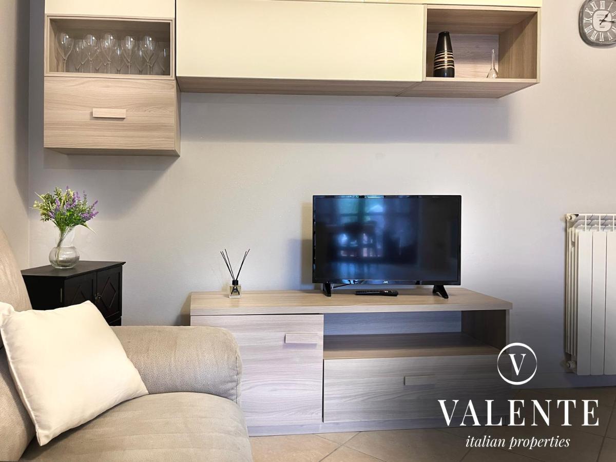 Altopascio Valente Properties Casa Con Giardino Luaran gambar