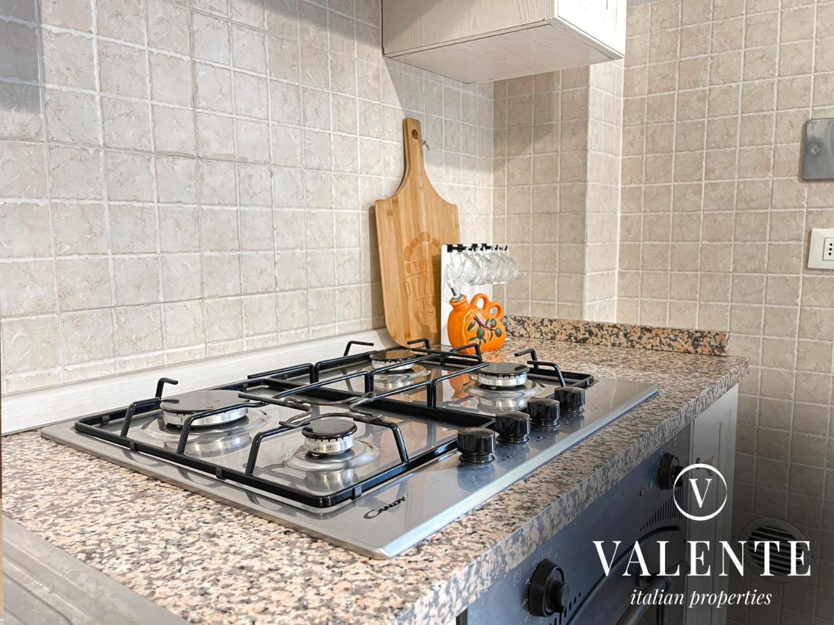 Altopascio Valente Properties Casa Con Giardino Luaran gambar