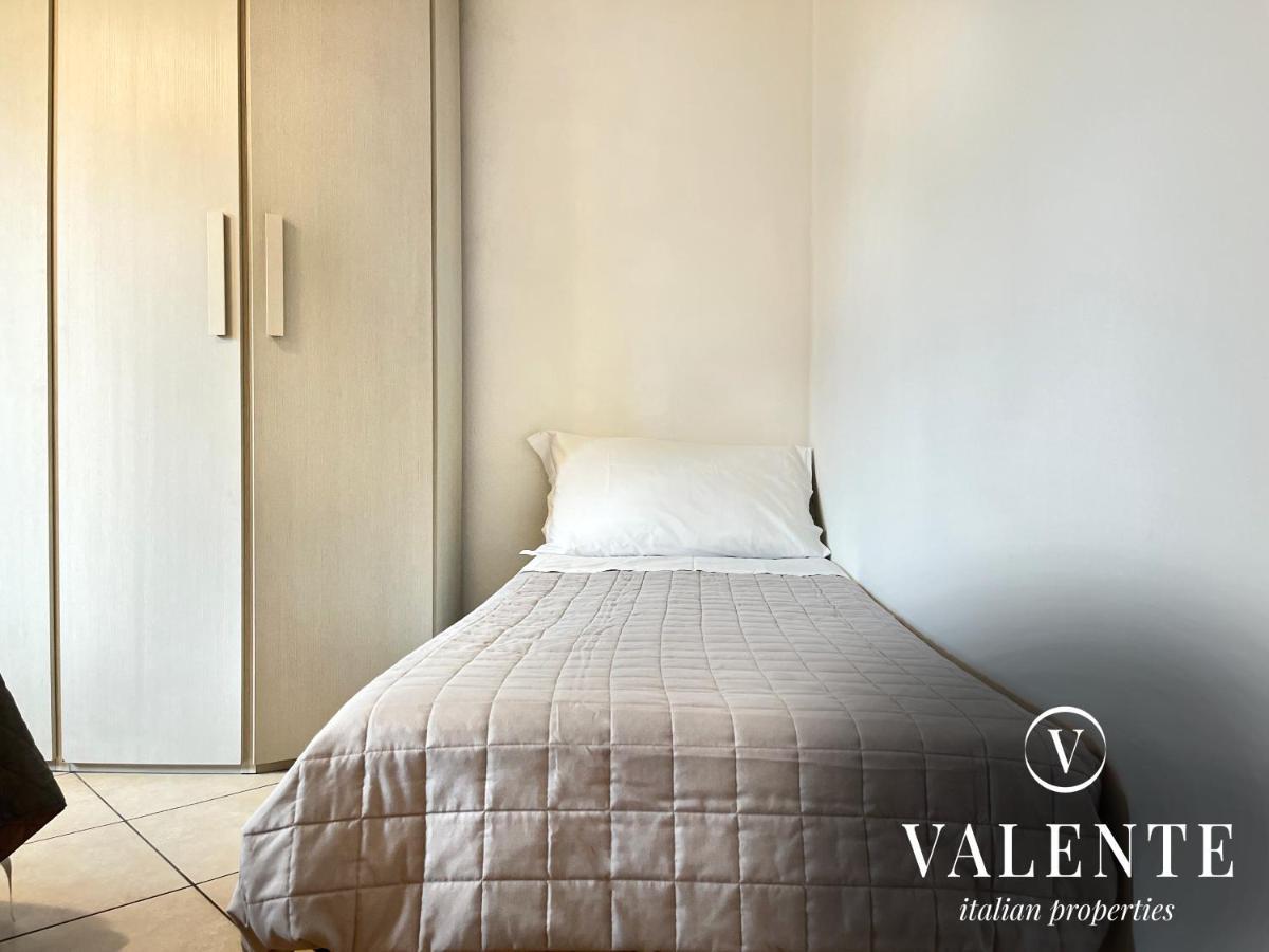 Altopascio Valente Properties Casa Con Giardino Luaran gambar